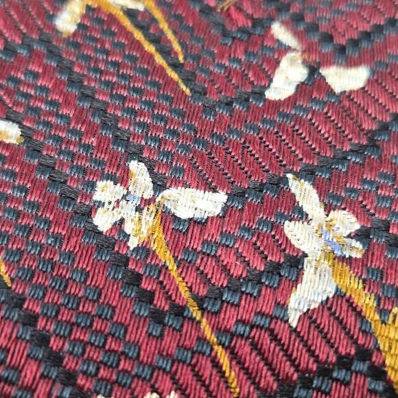 ERMENEGILDO ZEGNA SILK TIE RED BLACK WHITE FLORAL SATIN TEXTURED 3.75" X 57" - Picture 4 of 4